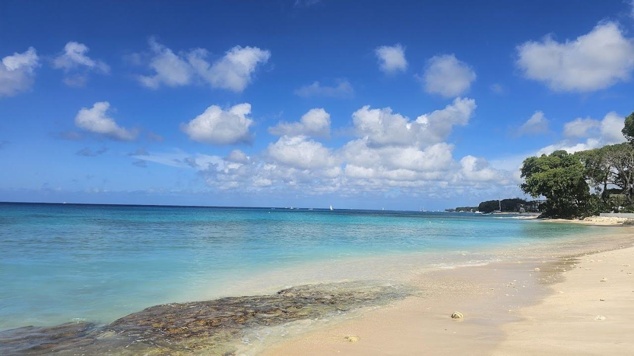 Barbados coastline used for the couples guide on Beaches for Kings