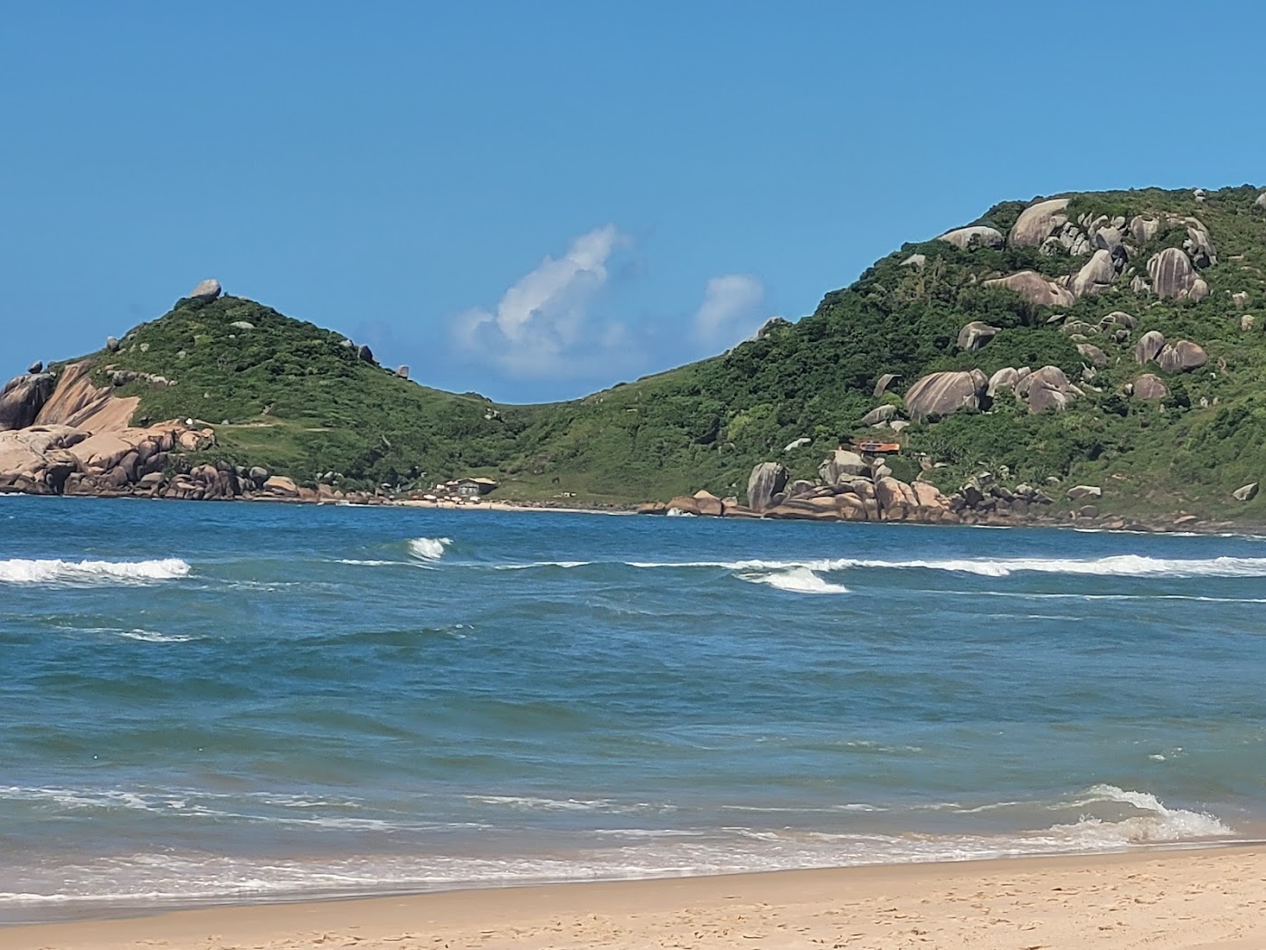 Praia Mole near Florianopolis used for the when to go guide on Beaches for Kings