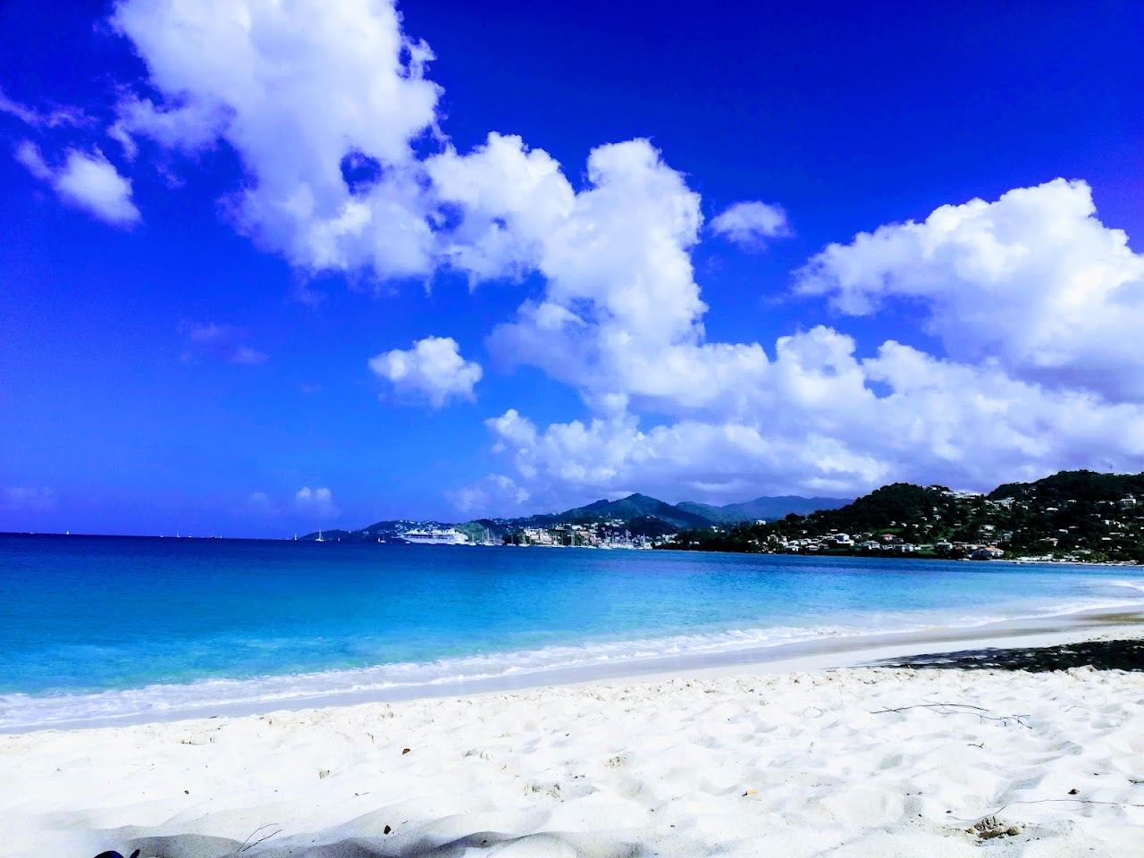 Watersports and clear water off a Grenada beach
