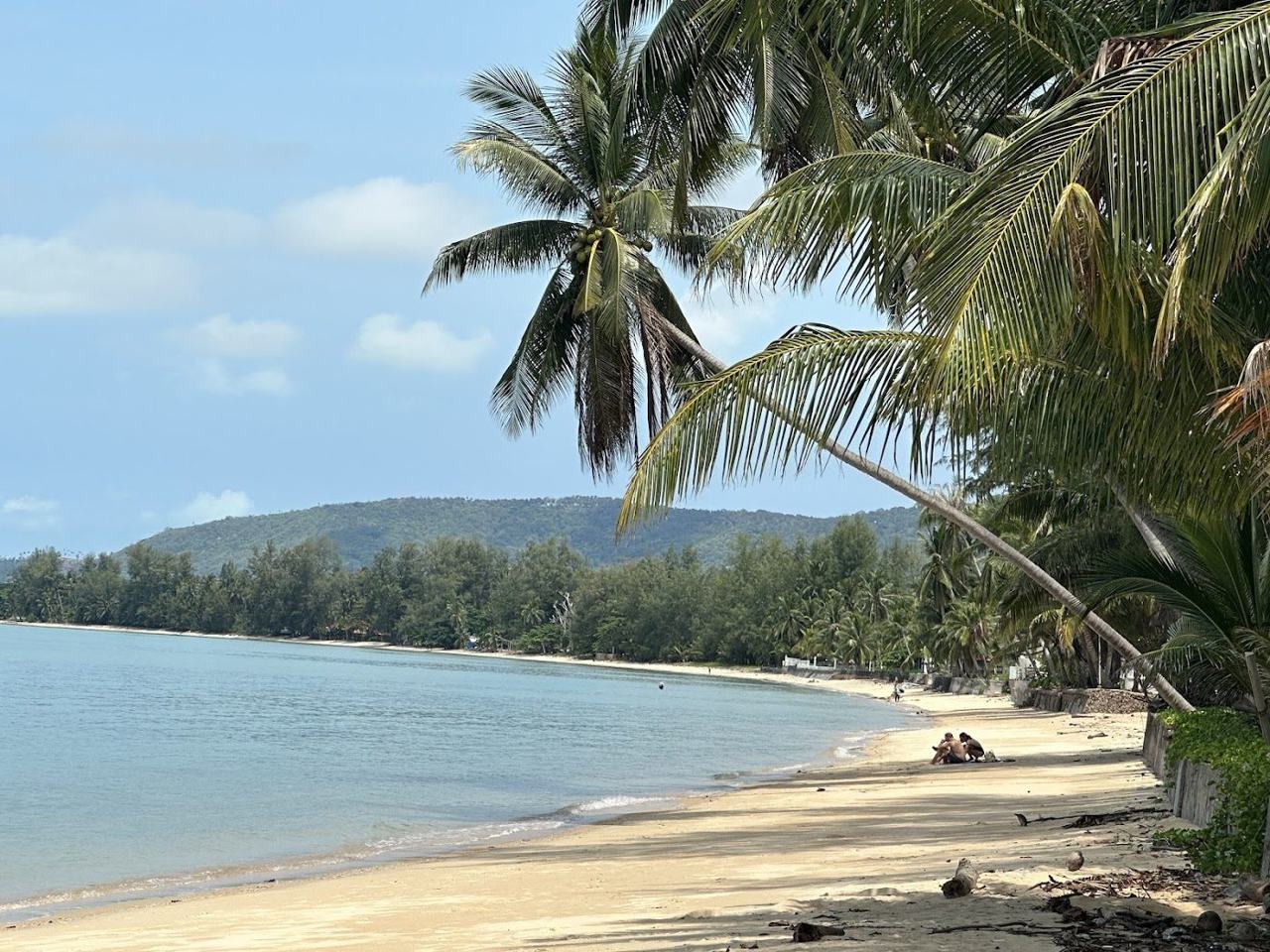 Calm shallow water at sunset on Lipa Noi Beach, Koh Samui